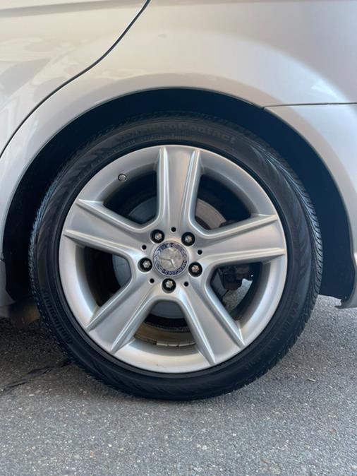 2011 Mercedes-Benz C-Class 4dr Sdn C300 Sport 4MATIC, available for sale in New Britain, Connecticut | Supreme Automotive. New Britain, Connecticut 2011 Mercedes-Benz C-Class 4dr Sdn C300 Sport 4MATIC, available for sale in New Britain, Connecticut | Supreme Automotive. New Britain, Connecticut