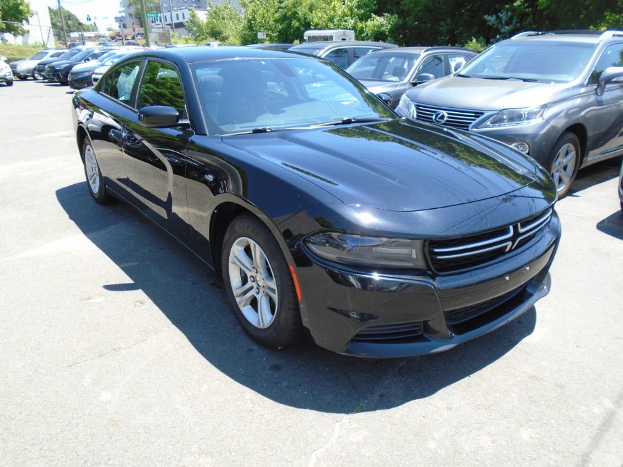 2015 Dodge Charger 4dr Sdn SE RWD, available for sale in Waterbury, Connecticut | Jim Juliani Motors. Waterbury, Connecticut