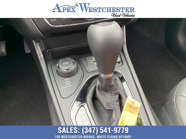 Used Jeep Cherokee Limited 2019 | Apex Westchester Used Vehicles. White Plains, New York Used Jeep Cherokee Limited 2019 | Apex Westchester Used Vehicles. White Plains, New York