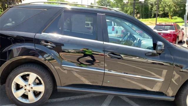 2011 Mercedes-benz M-class ML 350, available for sale in Stratford, Connecticut | Wiz Leasing Inc. Stratford, Connecticut 2011 Mercedes-benz M-class ML 350, available for sale in Stratford, Connecticut | Wiz Leasing Inc. Stratford, Connecticut
