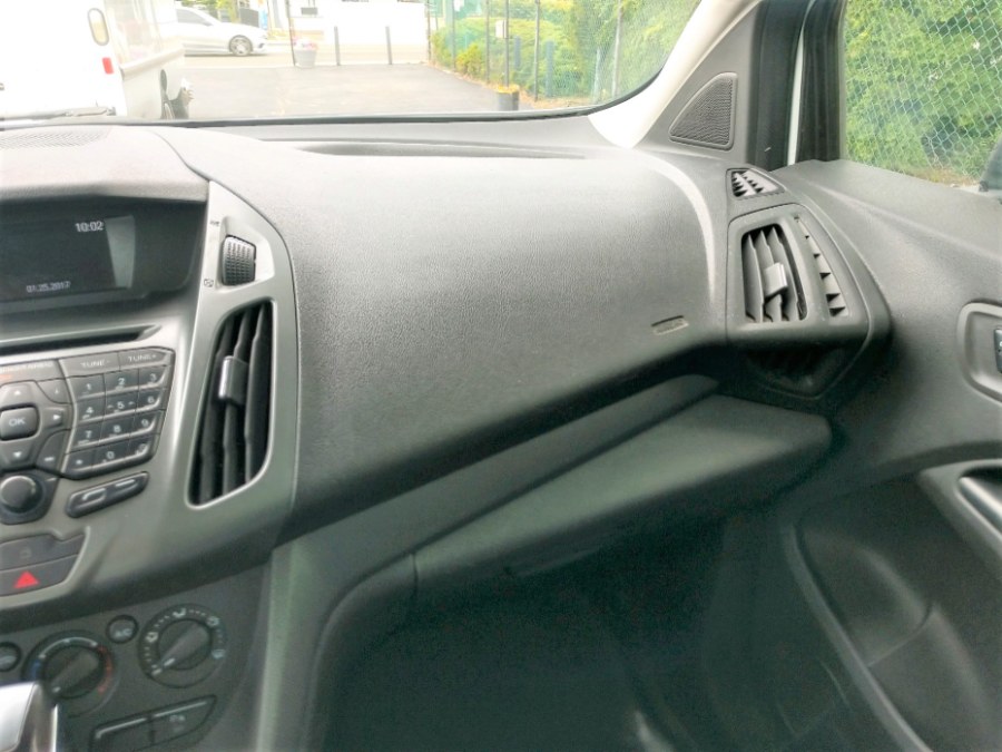 2017 Ford TRANSIT CONNECT EXT CARGO VAN XL LWB w/Rear Symmetrical Doors, available for sale in COPIAGUE, New York | Warwick Auto Sales Inc. COPIAGUE, New York 2017 Ford TRANSIT CONNECT EXT CARGO VAN XL LWB w/Rear Symmetrical Doors, available for sale in COPIAGUE, New York | Warwick Auto Sales Inc. COPIAGUE, New York
