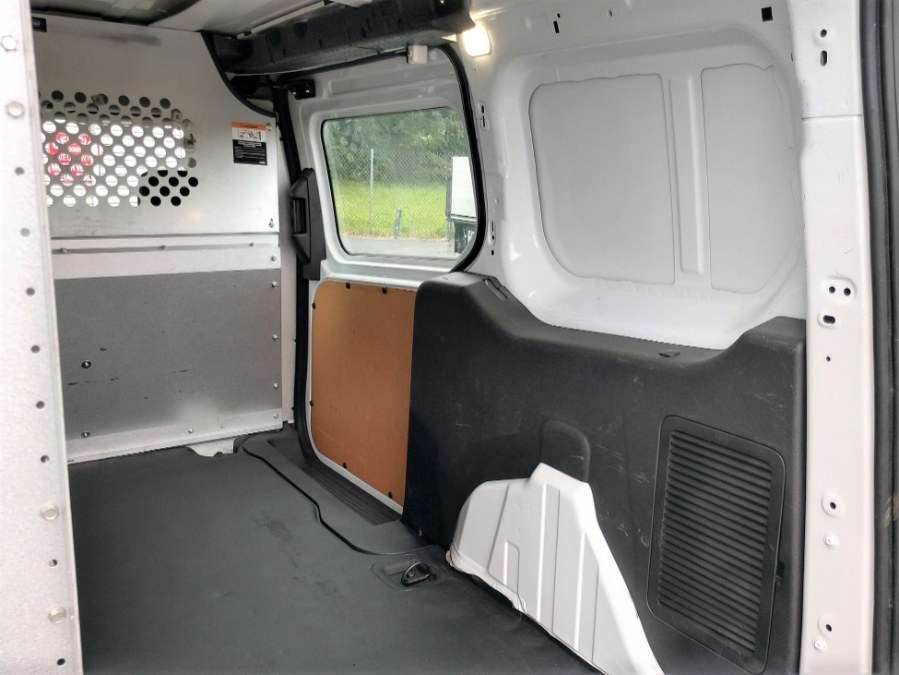 2017 Ford TRANSIT CONNECT EXT CARGO VAN XL LWB w/Rear Symmetrical Doors, available for sale in COPIAGUE, New York | Warwick Auto Sales Inc. COPIAGUE, New York 2017 Ford TRANSIT CONNECT EXT CARGO VAN XL LWB w/Rear Symmetrical Doors, available for sale in COPIAGUE, New York | Warwick Auto Sales Inc. COPIAGUE, New York