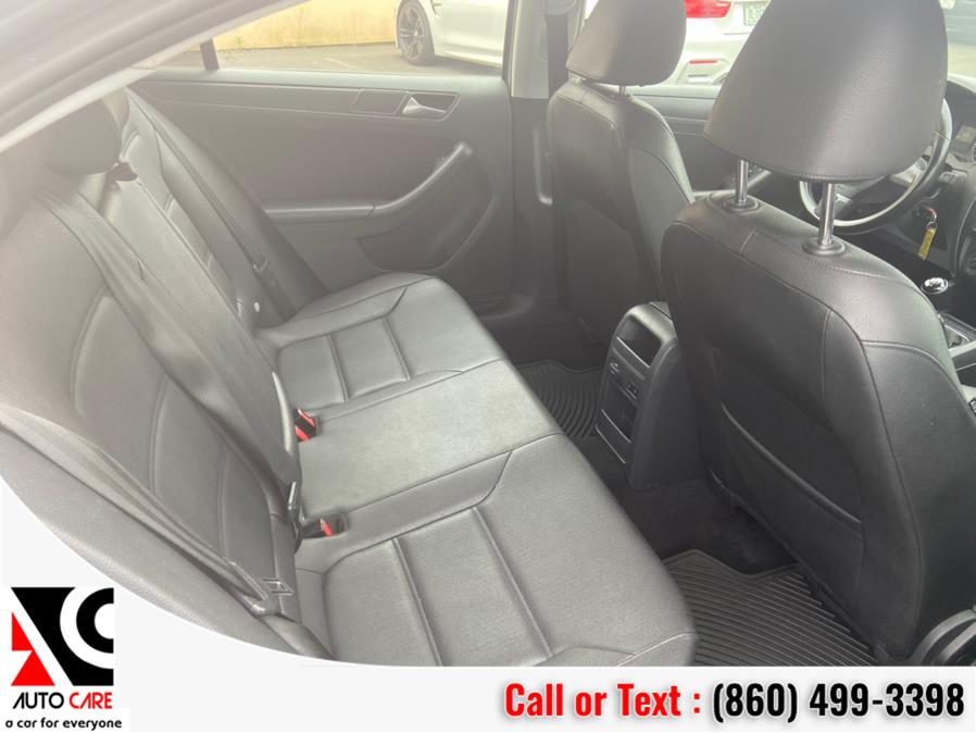 2012 Volkswagen Jetta Sedan 4dr Manual SE w/Convenience & Sunroof PZEV, available for sale in Vernon , Connecticut | Auto Care Motors. Vernon , Connecticut 2012 Volkswagen Jetta Sedan 4dr Manual SE w/Convenience & Sunroof PZEV, available for sale in Vernon , Connecticut | Auto Care Motors. Vernon , Connecticut