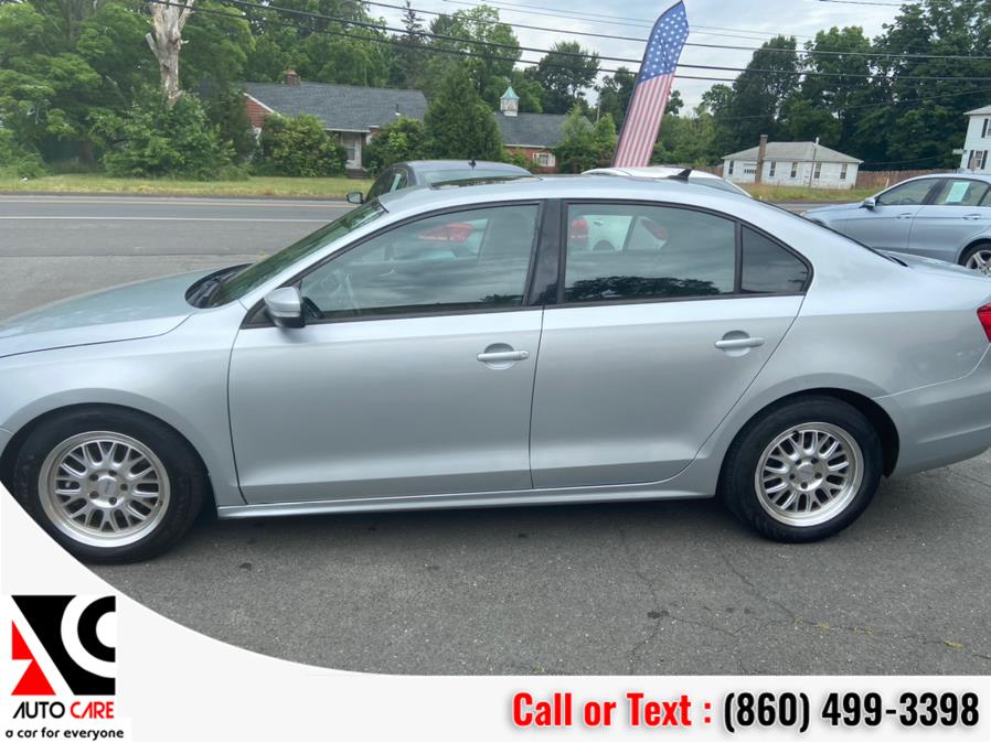 2012 Volkswagen Jetta Sedan 4dr Manual SE w/Convenience & Sunroof PZEV, available for sale in Vernon , Connecticut | Auto Care Motors. Vernon , Connecticut 2012 Volkswagen Jetta Sedan 4dr Manual SE w/Convenience & Sunroof PZEV, available for sale in Vernon , Connecticut | Auto Care Motors. Vernon , Connecticut