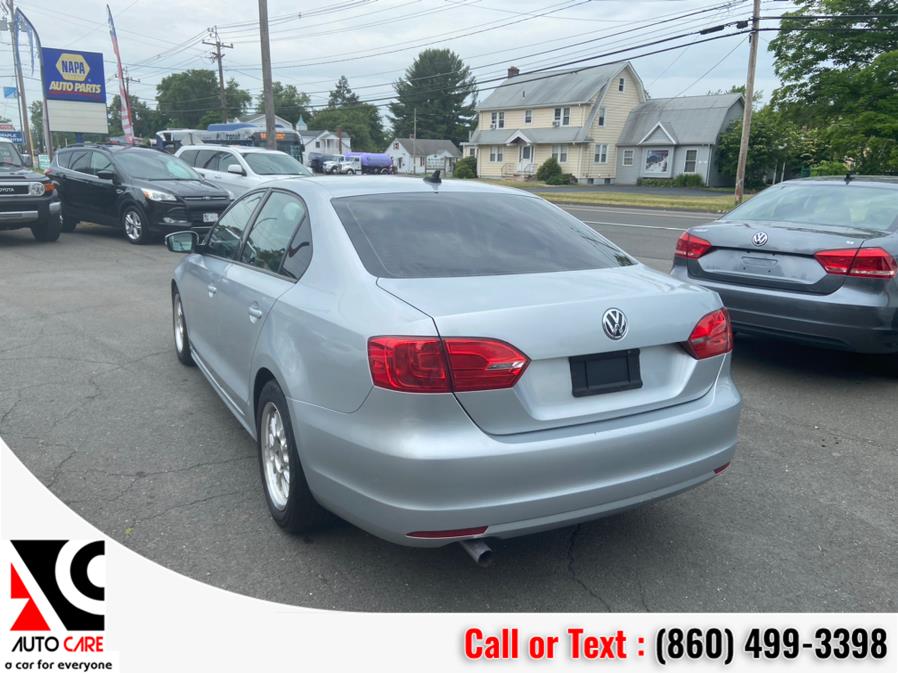 2012 Volkswagen Jetta Sedan 4dr Manual SE w/Convenience & Sunroof PZEV, available for sale in Vernon , Connecticut | Auto Care Motors. Vernon , Connecticut 2012 Volkswagen Jetta Sedan 4dr Manual SE w/Convenience & Sunroof PZEV, available for sale in Vernon , Connecticut | Auto Care Motors. Vernon , Connecticut