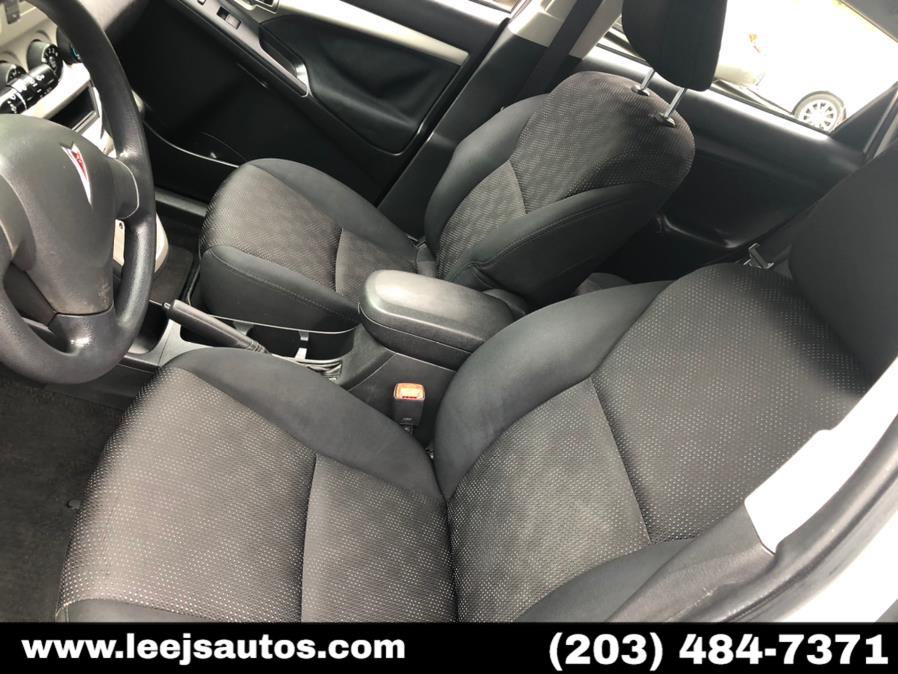 Used Pontiac Vibe 4dr HB FWD w/1SB 2010 | LeeJ's Auto Sales & Service. North Branford, Connecticut Used Pontiac Vibe 4dr HB FWD w/1SB 2010 | LeeJ's Auto Sales & Service. North Branford, Connecticut