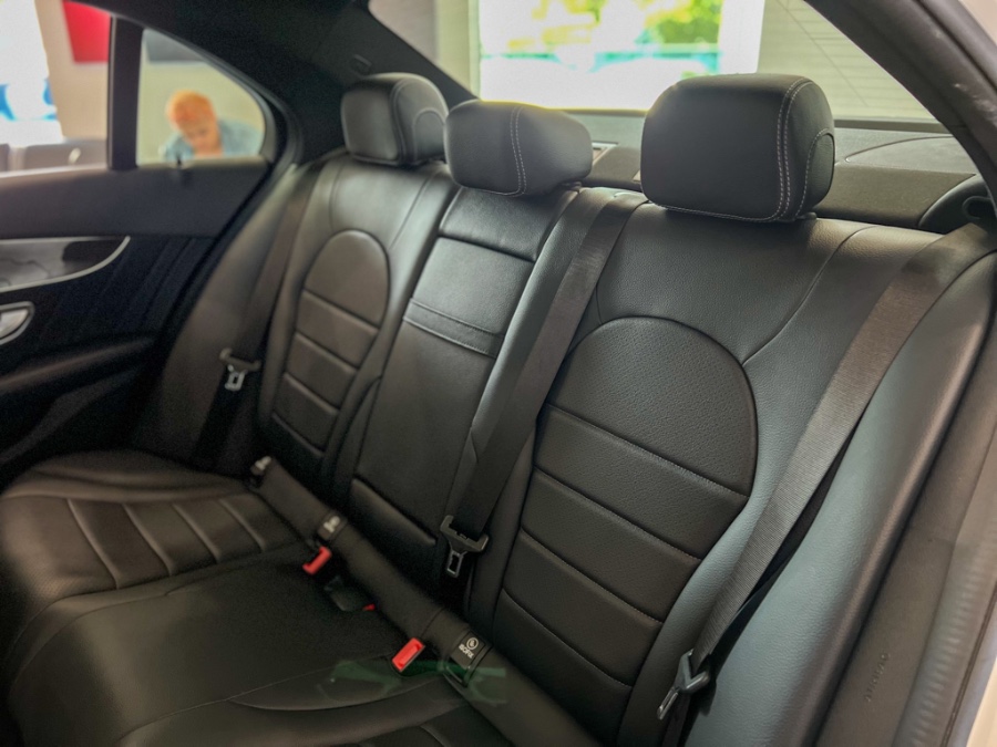Used Mercedes-Benz C-Class C 300 4MATIC Sedan 2018 | Luxury Motor Club. Franklin Square, New York Used Mercedes-Benz C-Class C 300 4MATIC Sedan 2018 | Luxury Motor Club. Franklin Square, New York