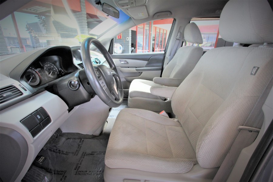 Used Honda Odyssey 5dr LX 2014 | 1 Stop Auto Mart Inc.. Garden Grove, California