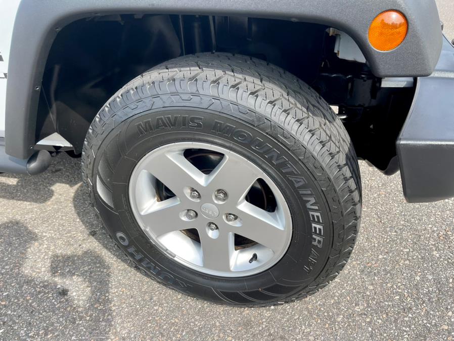 2013 Jeep Wrangler 4WD 2dr Sport, available for sale in South Windsor, Connecticut | Mike And Tony Auto Sales, Inc. South Windsor, Connecticut 2013 Jeep Wrangler 4WD 2dr Sport, available for sale in South Windsor, Connecticut | Mike And Tony Auto Sales, Inc. South Windsor, Connecticut