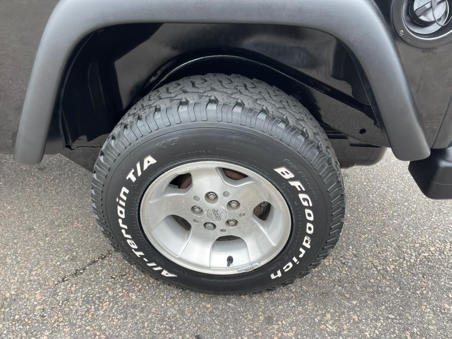2005 Jeep Wrangler 2dr X, available for sale in South Windsor, Connecticut | Mike And Tony Auto Sales, Inc. South Windsor, Connecticut 2005 Jeep Wrangler 2dr X, available for sale in South Windsor, Connecticut | Mike And Tony Auto Sales, Inc. South Windsor, Connecticut