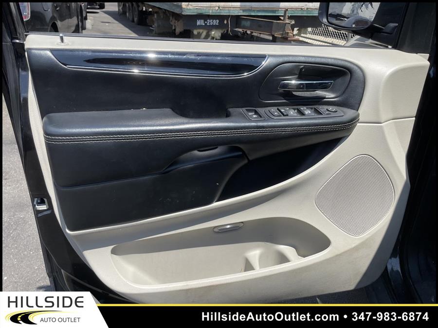 Used Dodge Grand Caravan SXT 2019 | Hillside Auto Outlet. Jamaica, New York Used Dodge Grand Caravan SXT 2019 | Hillside Auto Outlet. Jamaica, New York