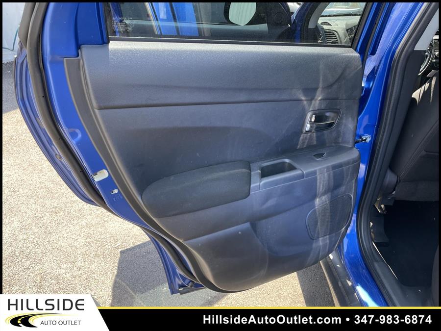 Used Mitsubishi Outlander Sport ES 2016 | Hillside Auto Outlet. Jamaica, New York Used Mitsubishi Outlander Sport ES 2016 | Hillside Auto Outlet. Jamaica, New York