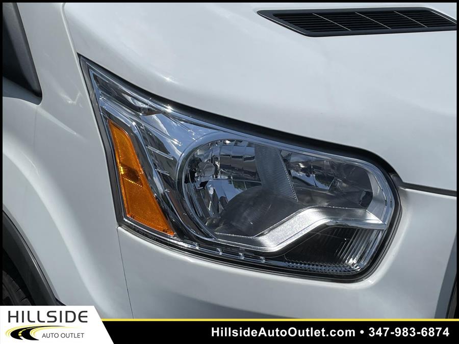 Used Ford Transit-350 XLT 2017 | Hillside Auto Outlet. Jamaica, New York Used Ford Transit-350 XLT 2017 | Hillside Auto Outlet. Jamaica, New York