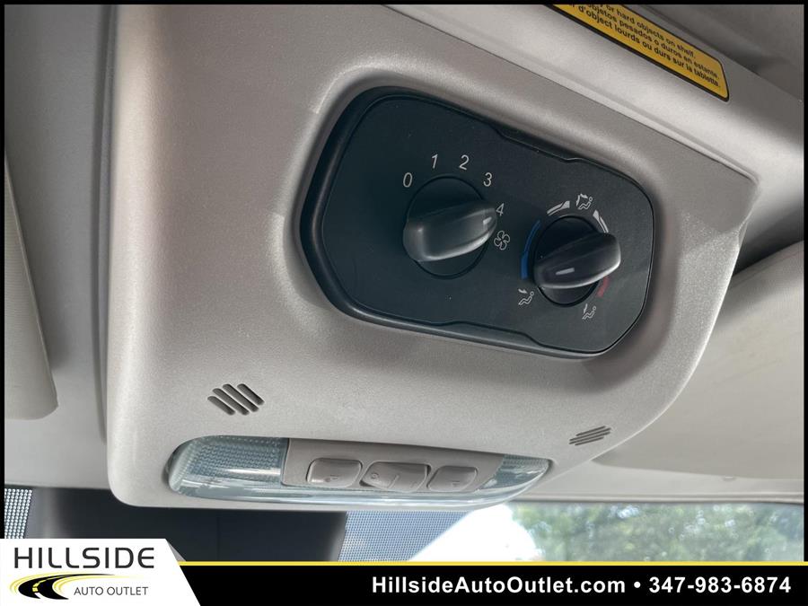 Used Ford Transit-350 XLT 2017 | Hillside Auto Outlet. Jamaica, New York Used Ford Transit-350 XLT 2017 | Hillside Auto Outlet. Jamaica, New York