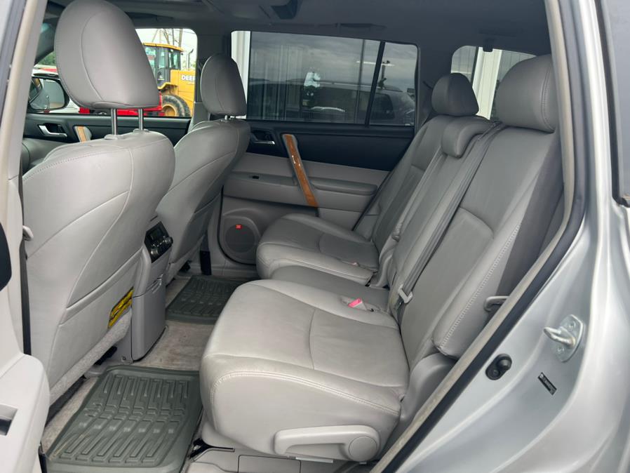 Used Toyota Highlander Hybrid 4WD 4dr Limited w/3rd Row 2008 | Prestige Pre-Owned Motors Inc. New Windsor, New York Used Toyota Highlander Hybrid 4WD 4dr Limited w/3rd Row 2008 | Prestige Pre-Owned Motors Inc. New Windsor, New York