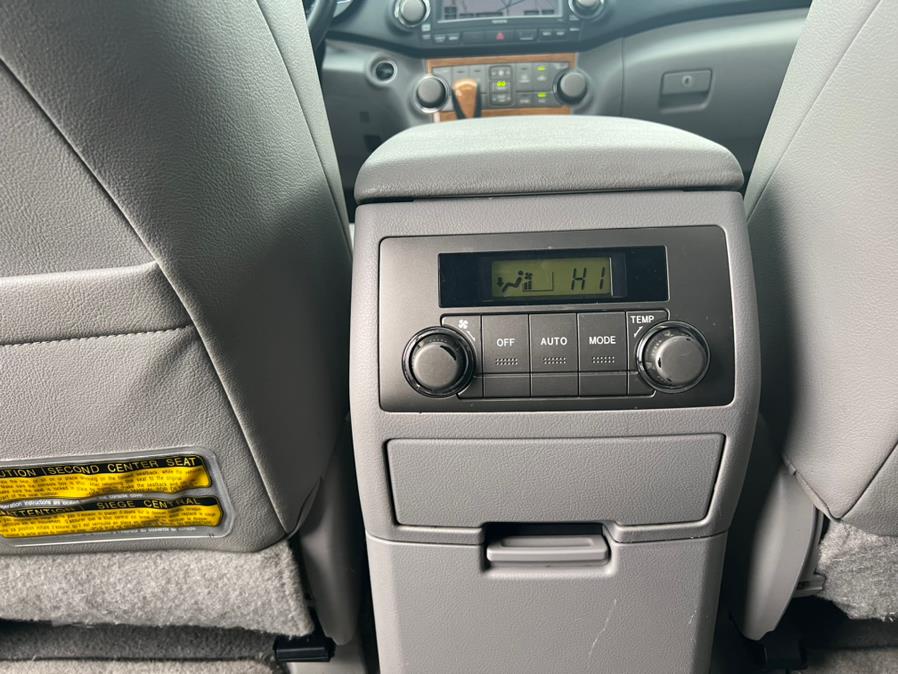 Used Toyota Highlander Hybrid 4WD 4dr Limited w/3rd Row 2008 | Prestige Pre-Owned Motors Inc. New Windsor, New York Used Toyota Highlander Hybrid 4WD 4dr Limited w/3rd Row 2008 | Prestige Pre-Owned Motors Inc. New Windsor, New York