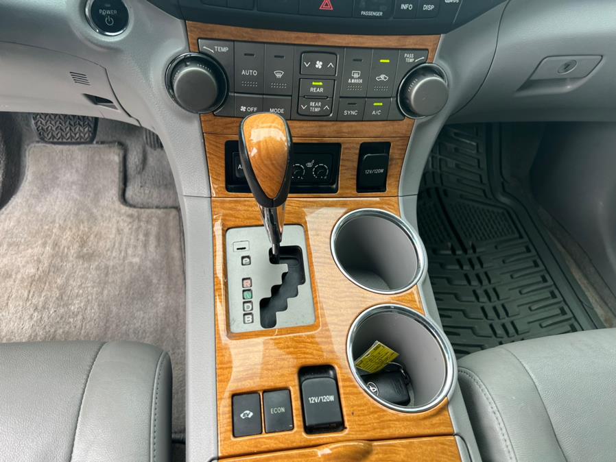 Used Toyota Highlander Hybrid 4WD 4dr Limited w/3rd Row 2008 | Prestige Pre-Owned Motors Inc. New Windsor, New York Used Toyota Highlander Hybrid 4WD 4dr Limited w/3rd Row 2008 | Prestige Pre-Owned Motors Inc. New Windsor, New York