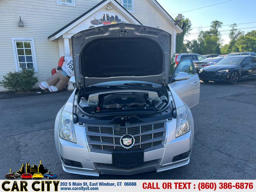 Used Cadillac CTS Sedan 4dr Sdn 3.0L RWD 2010 | Car City LLC. East Windsor, Connecticut Used Cadillac CTS Sedan 4dr Sdn 3.0L RWD 2010 | Car City LLC. East Windsor, Connecticut
