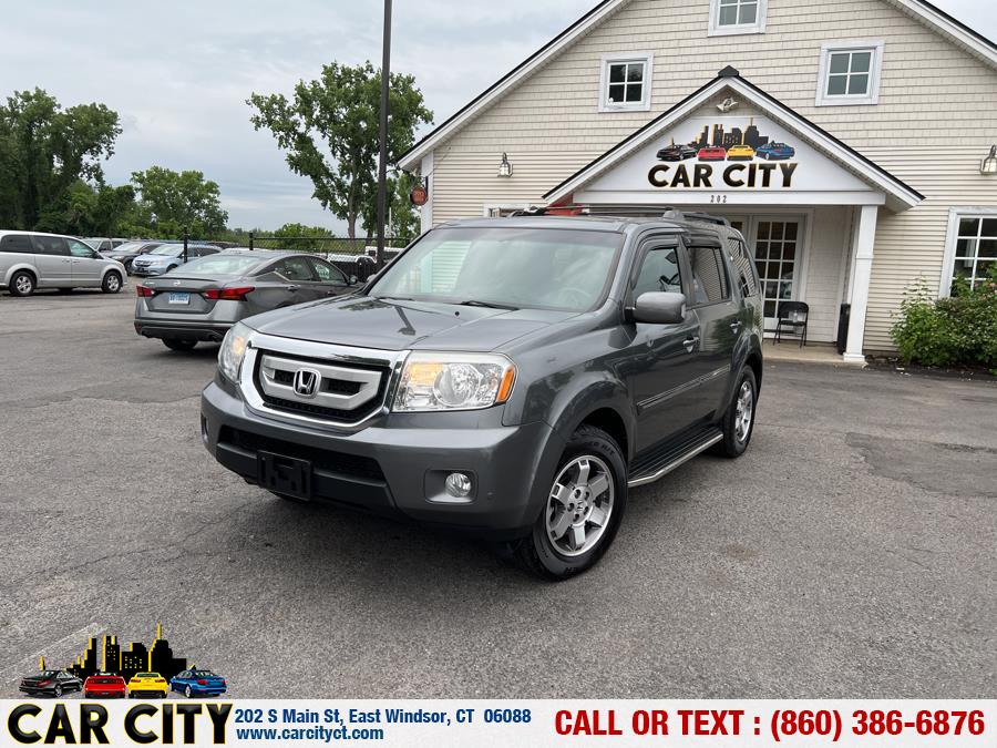 2011 Honda Pilot 4WD 4dr Touring w/RES & Navi, available for sale in East Windsor, Connecticut | Car City LLC. East Windsor, Connecticut