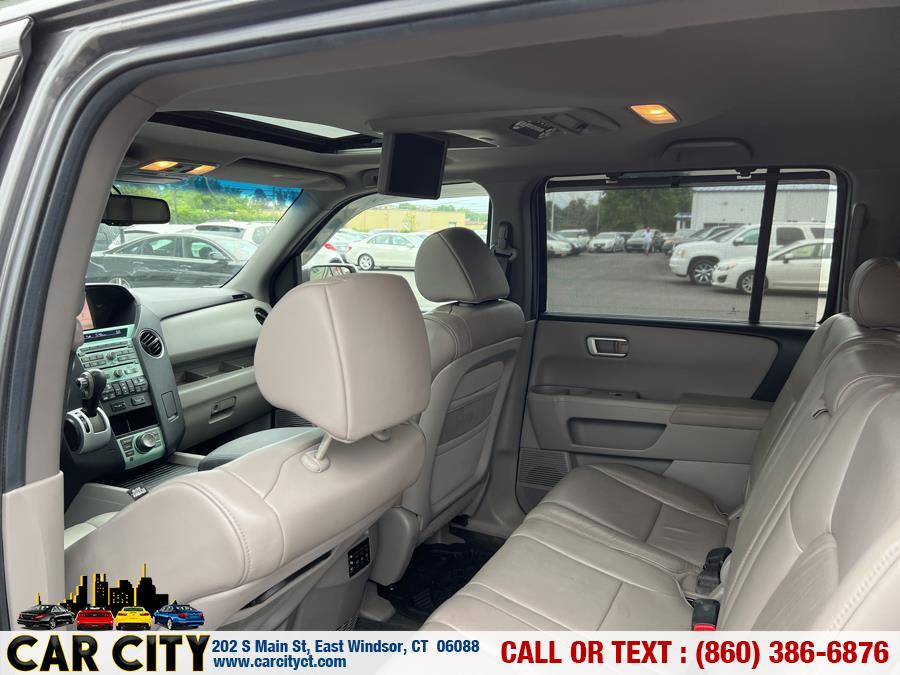 Used Honda Pilot 4WD 4dr Touring w/RES & Navi 2011 | Car City LLC. East Windsor, Connecticut Used Honda Pilot 4WD 4dr Touring w/RES & Navi 2011 | Car City LLC. East Windsor, Connecticut