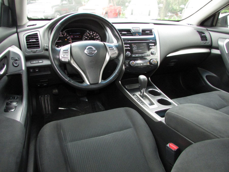 2015 Nissan Altima 4dr Sdn I4 2.5 SV, available for sale in East Windsor, Connecticut | United Auto Sales of E Windsor, Inc. East Windsor, Connecticut 2015 Nissan Altima 4dr Sdn I4 2.5 SV, available for sale in East Windsor, Connecticut | United Auto Sales of E Windsor, Inc. East Windsor, Connecticut