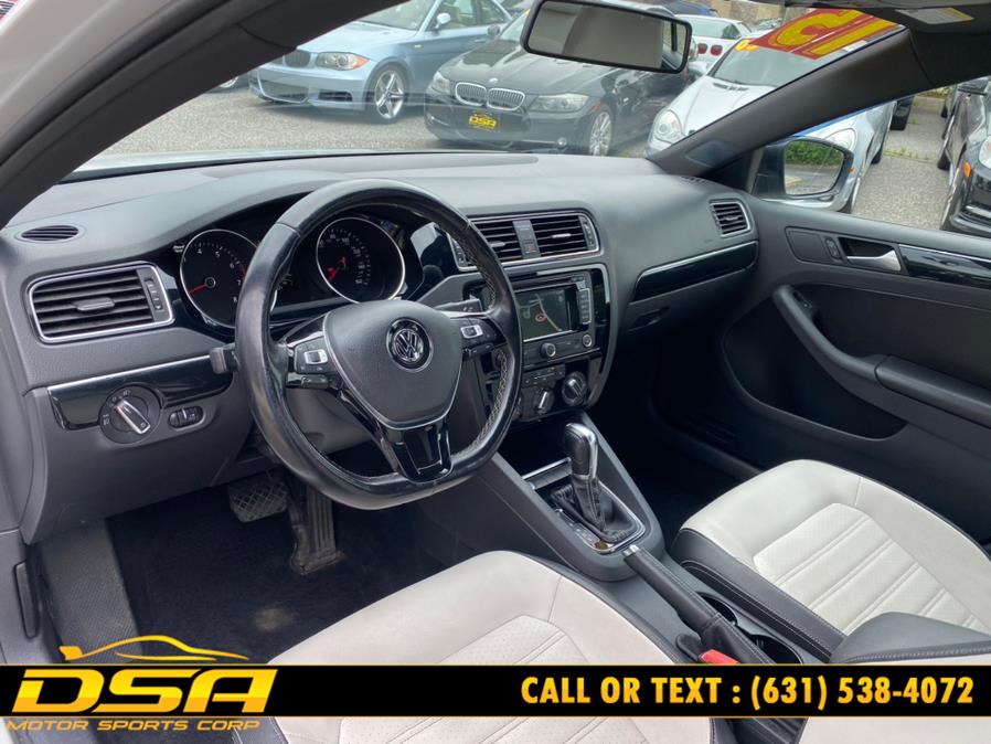 2015 Volkswagen Jetta Sedan 4dr Auto 1.8T SE PZEV, available for sale in Commack, New York | DSA Motor Sports Corp. Commack, New York 2015 Volkswagen Jetta Sedan 4dr Auto 1.8T SE PZEV, available for sale in Commack, New York | DSA Motor Sports Corp. Commack, New York