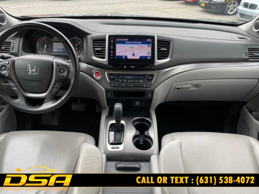2017 Honda Ridgeline RTL-T 4x2 Crew Cab 5.3'' Bed, available for sale in Commack, New York | DSA Motor Sports Corp. Commack, New York 2017 Honda Ridgeline RTL-T 4x2 Crew Cab 5.3'' Bed, available for sale in Commack, New York | DSA Motor Sports Corp. Commack, New York