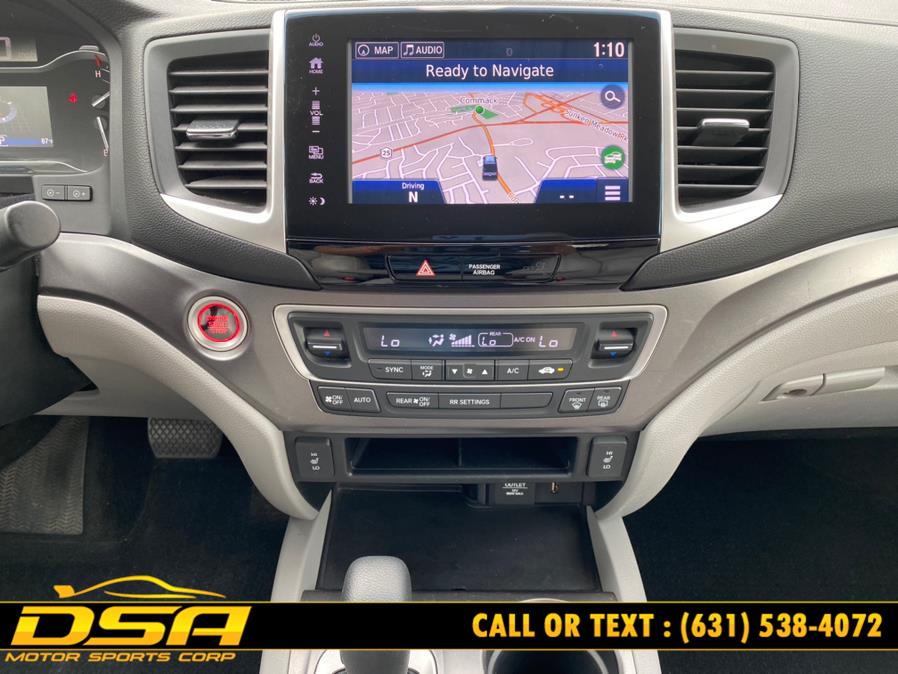 2017 Honda Ridgeline RTL-T 4x2 Crew Cab 5.3'' Bed, available for sale in Commack, New York | DSA Motor Sports Corp. Commack, New York 2017 Honda Ridgeline RTL-T 4x2 Crew Cab 5.3'' Bed, available for sale in Commack, New York | DSA Motor Sports Corp. Commack, New York