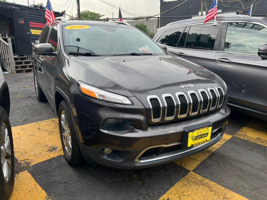 2016 Jeep Cherokee 4WD 4dr Limited, available for sale in Newark, New Jersey | Zezo Auto Sales. Newark, New Jersey