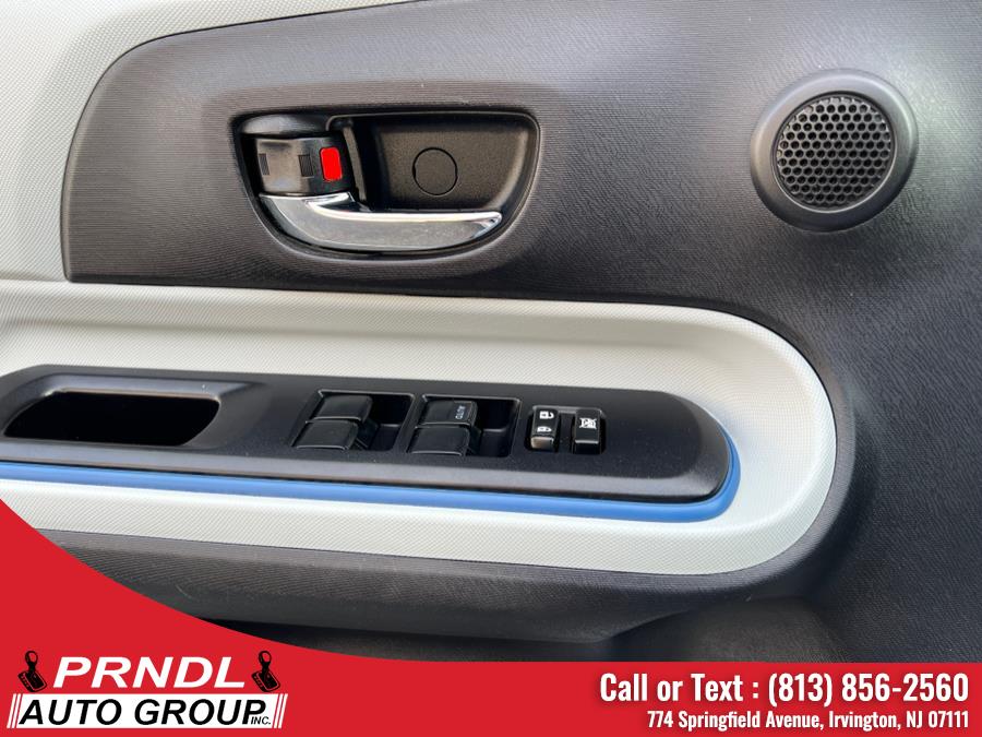 Used Toyota Prius c 5dr HB Three (Natl) 2013 | PRNDL Auto Group. Irvington, New Jersey Used Toyota Prius c 5dr HB Three (Natl) 2013 | PRNDL Auto Group. Irvington, New Jersey