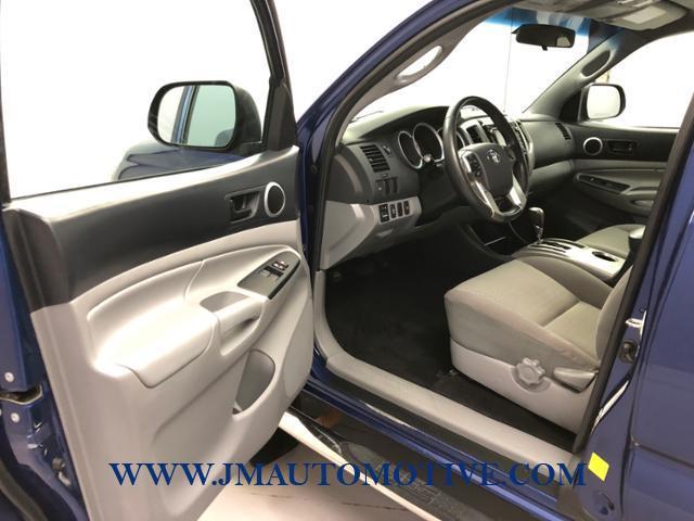 2014 Toyota Tacoma 4WD Access Cab V6 AT, available for sale in Naugatuck, Connecticut | J&M Automotive Sls&Svc LLC. Naugatuck, Connecticut 2014 Toyota Tacoma 4WD Access Cab V6 AT, available for sale in Naugatuck, Connecticut | J&M Automotive Sls&Svc LLC. Naugatuck, Connecticut