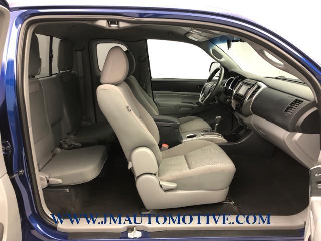 2014 Toyota Tacoma 4WD Access Cab V6 AT, available for sale in Naugatuck, Connecticut | J&M Automotive Sls&Svc LLC. Naugatuck, Connecticut 2014 Toyota Tacoma 4WD Access Cab V6 AT, available for sale in Naugatuck, Connecticut | J&M Automotive Sls&Svc LLC. Naugatuck, Connecticut