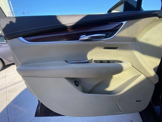 2017 Cadillac Xt5 Luxury AWD, available for sale in Great Neck, New York | Camy Cars. Great Neck, New York 2017 Cadillac Xt5 Luxury AWD, available for sale in Great Neck, New York | Camy Cars. Great Neck, New York
