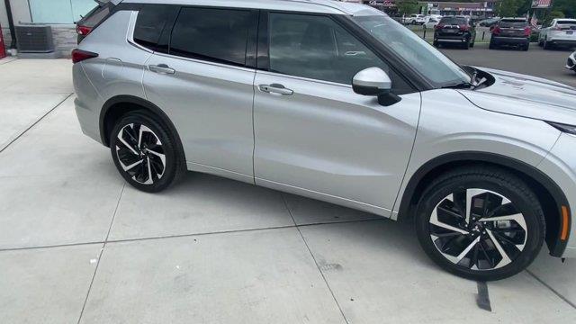 2022 Mitsubishi Outlander SEL, available for sale in Great Neck, New York | Camy Cars. Great Neck, New York 2022 Mitsubishi Outlander SEL, available for sale in Great Neck, New York | Camy Cars. Great Neck, New York