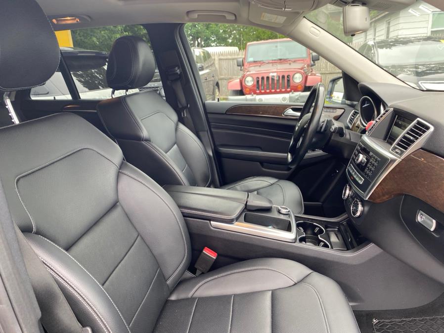 2015 Mercedes-Benz M-Class 4MATIC 4dr ML 350, available for sale in Agawam, Massachusetts | Malkoon Motors. Agawam, Massachusetts 2015 Mercedes-Benz M-Class 4MATIC 4dr ML 350, available for sale in Agawam, Massachusetts | Malkoon Motors. Agawam, Massachusetts