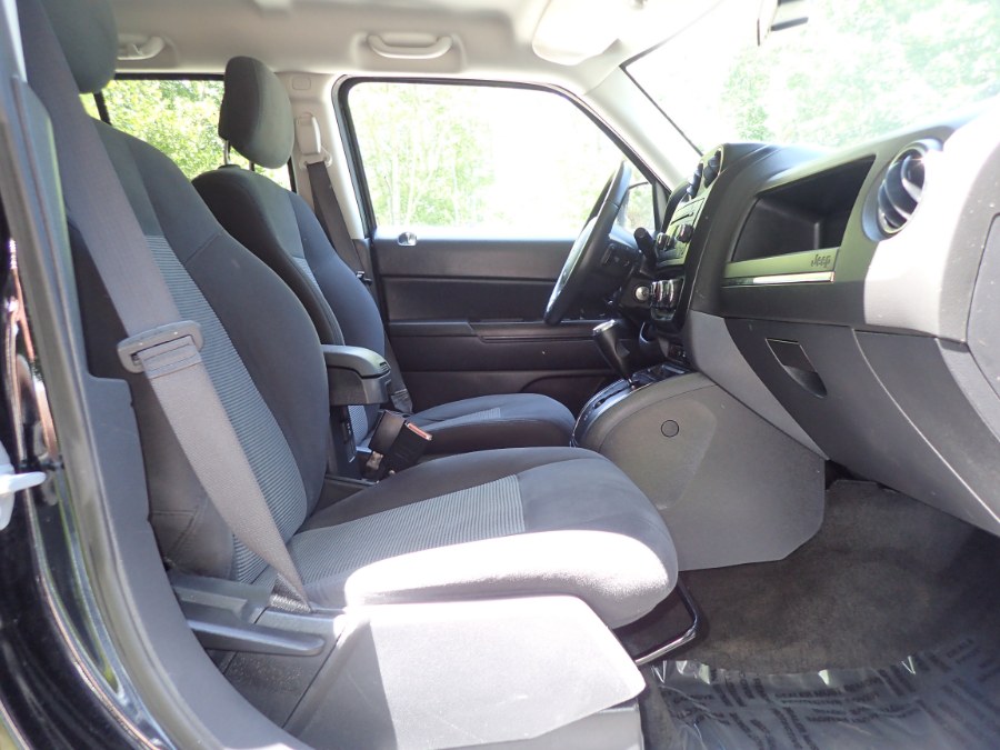 Used Jeep Patriot 4WD Latitude 2016 | Eagleville Motors. Storrs, Connecticut Used Jeep Patriot 4WD Latitude 2016 | Eagleville Motors. Storrs, Connecticut