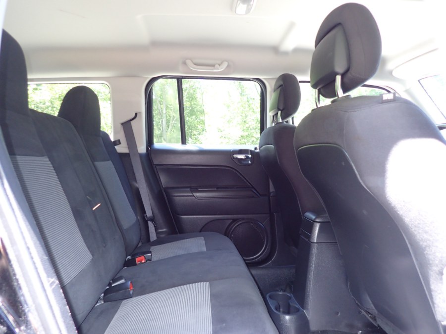 Used Jeep Patriot 4WD Latitude 2016 | Eagleville Motors. Storrs, Connecticut Used Jeep Patriot 4WD Latitude 2016 | Eagleville Motors. Storrs, Connecticut