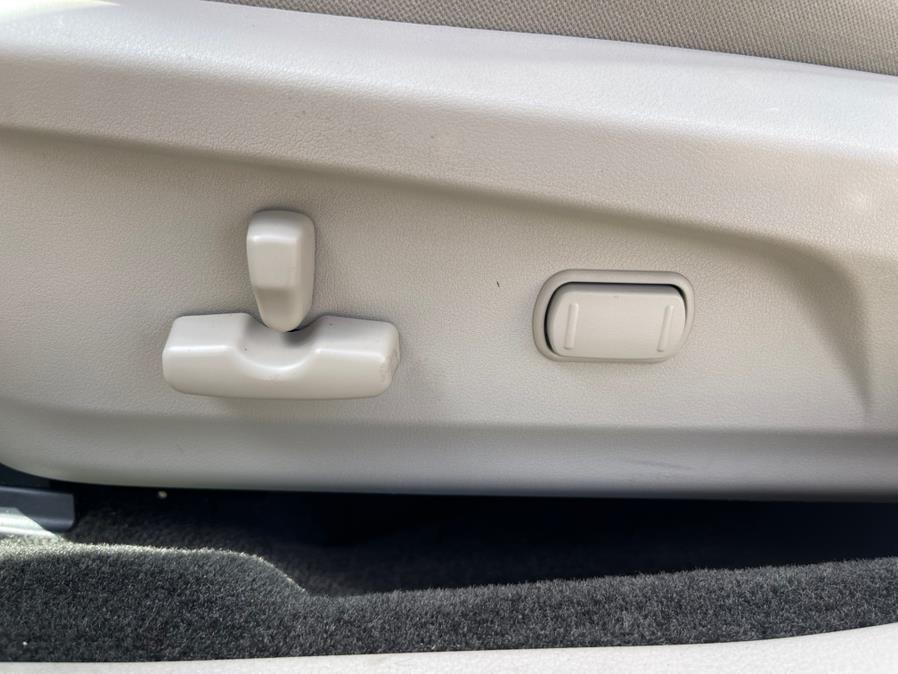 Used Subaru Outback 4dr Wgn H4 Auto 2.5i Premium 2012 | Merrimack Autosport. Merrimack, New Hampshire Used Subaru Outback 4dr Wgn H4 Auto 2.5i Premium 2012 | Merrimack Autosport. Merrimack, New Hampshire