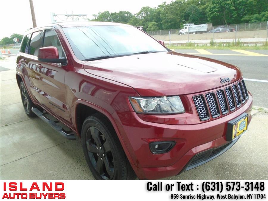 Used Jeep Grand Cherokee Altitude 4x4 4dr SUV 2015 | Island Auto Buyers. West Babylon, New York Used Jeep Grand Cherokee Altitude 4x4 4dr SUV 2015 | Island Auto Buyers. West Babylon, New York