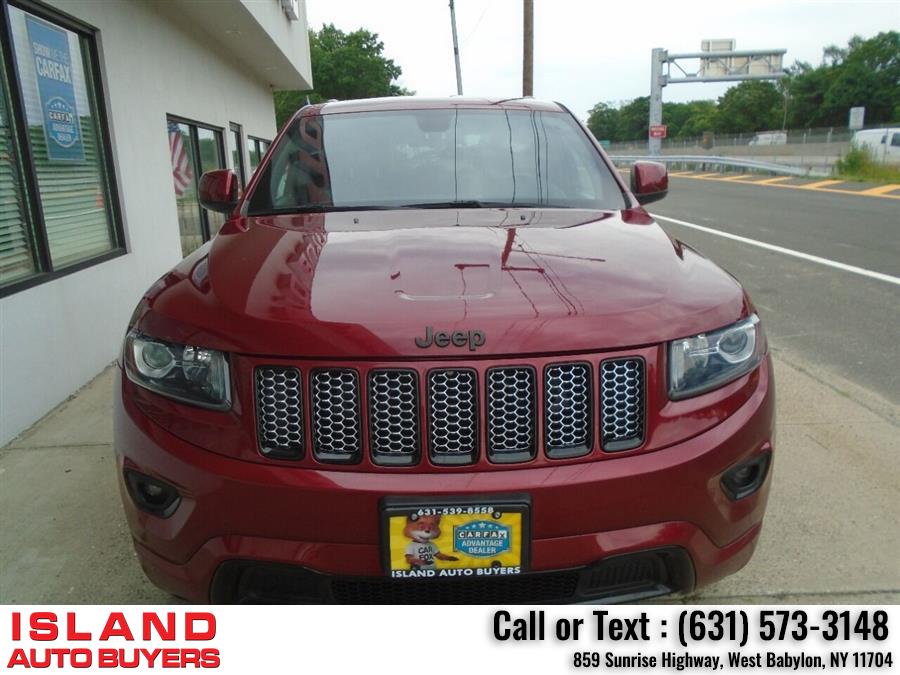 Used Jeep Grand Cherokee Altitude 4x4 4dr SUV 2015 | Island Auto Buyers. West Babylon, New York Used Jeep Grand Cherokee Altitude 4x4 4dr SUV 2015 | Island Auto Buyers. West Babylon, New York