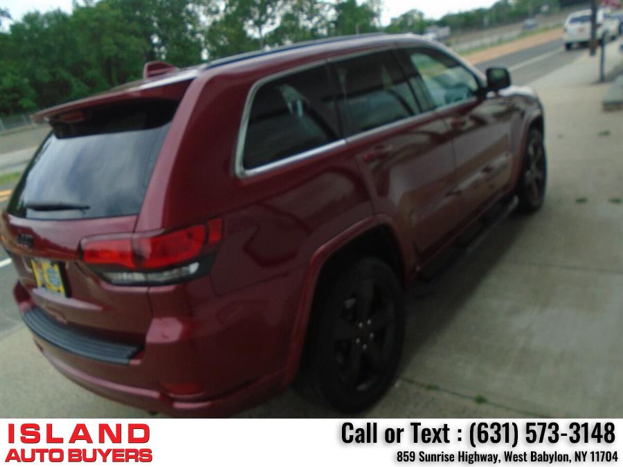 Used Jeep Grand Cherokee Altitude 4x4 4dr SUV 2015 | Island Auto Buyers. West Babylon, New York Used Jeep Grand Cherokee Altitude 4x4 4dr SUV 2015 | Island Auto Buyers. West Babylon, New York