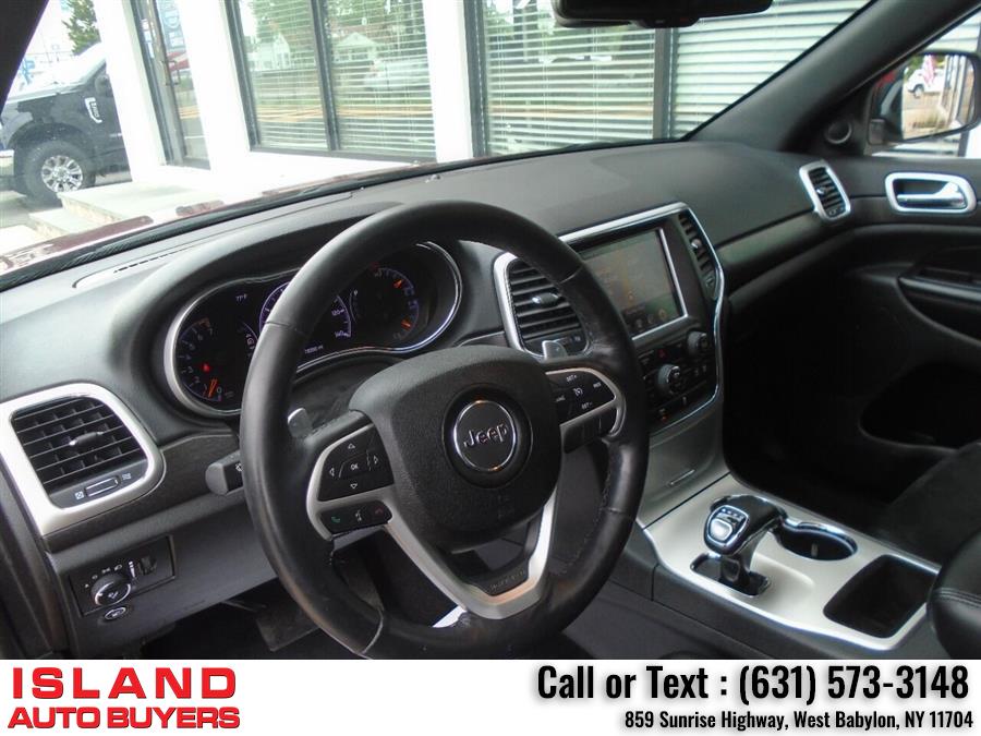 Used Jeep Grand Cherokee Altitude 4x4 4dr SUV 2015 | Island Auto Buyers. West Babylon, New York Used Jeep Grand Cherokee Altitude 4x4 4dr SUV 2015 | Island Auto Buyers. West Babylon, New York