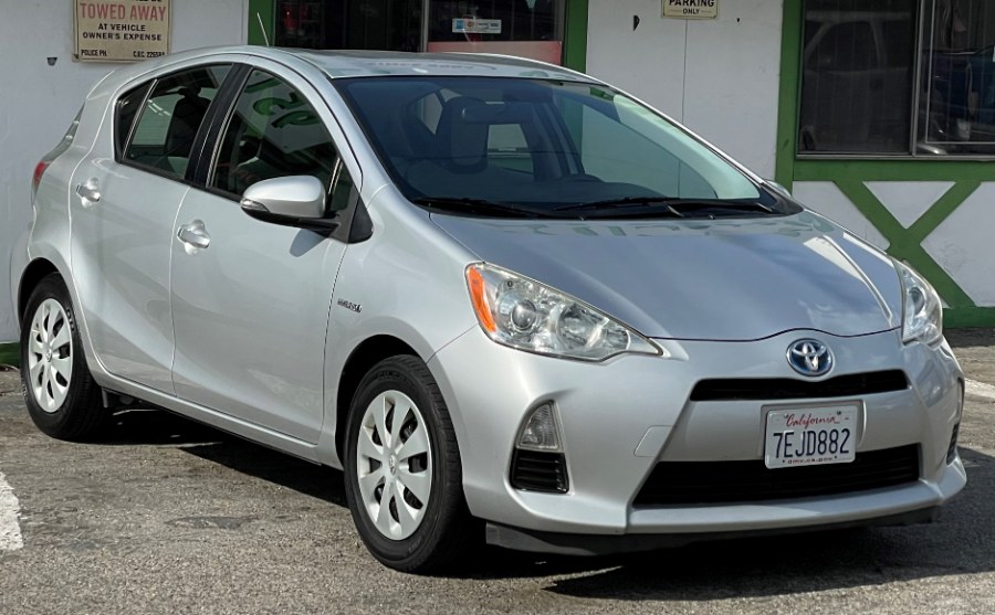 2014 Toyota Prius c 5dr HB Three (Natl), available for sale in Corona, California | Green Light Auto. Corona, California 2014 Toyota Prius c 5dr HB Three (Natl), available for sale in Corona, California | Green Light Auto. Corona, California