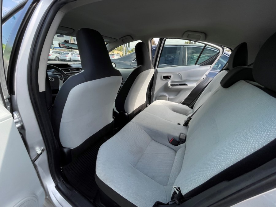 2014 Toyota Prius c 5dr HB Three (Natl), available for sale in Corona, California | Green Light Auto. Corona, California 2014 Toyota Prius c 5dr HB Three (Natl), available for sale in Corona, California | Green Light Auto. Corona, California