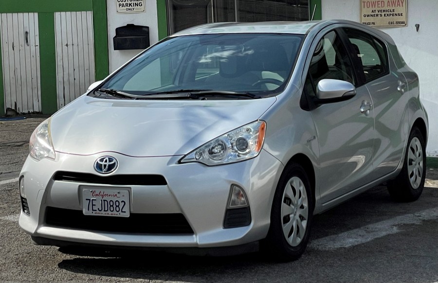 2014 Toyota Prius c 5dr HB Three (Natl), available for sale in Corona, California | Green Light Auto. Corona, California 2014 Toyota Prius c 5dr HB Three (Natl), available for sale in Corona, California | Green Light Auto. Corona, California