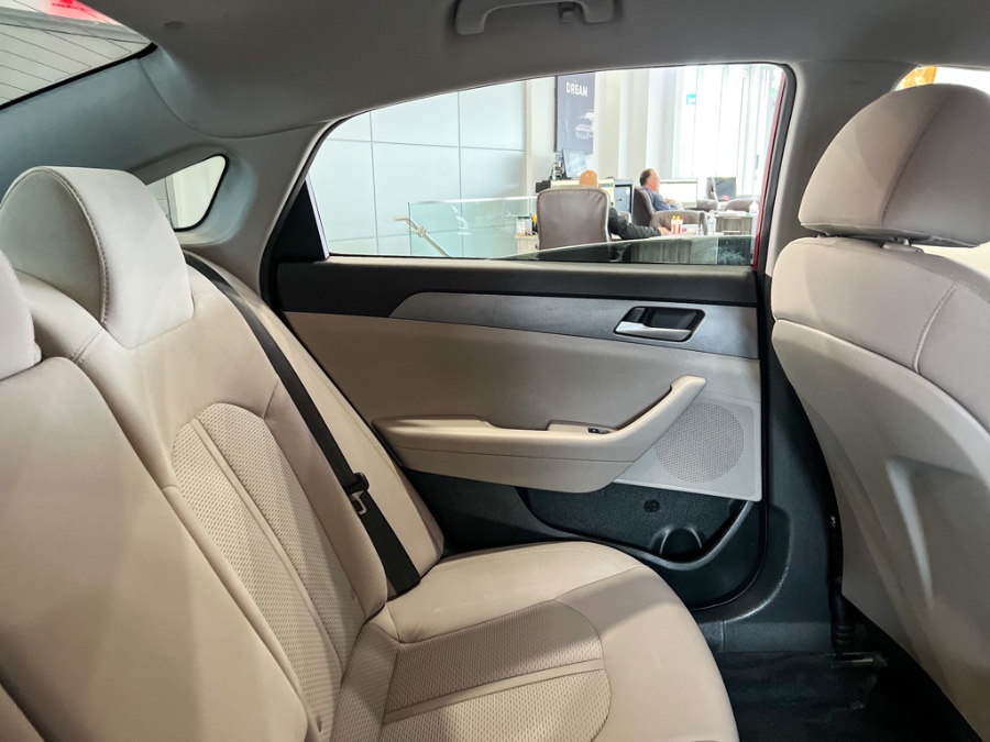 2019 Hyundai Sonata SE 2.4L, available for sale in Franklin Square, New York | Luxury Motor Club. Franklin Square, New York 2019 Hyundai Sonata SE 2.4L, available for sale in Franklin Square, New York | Luxury Motor Club. Franklin Square, New York
