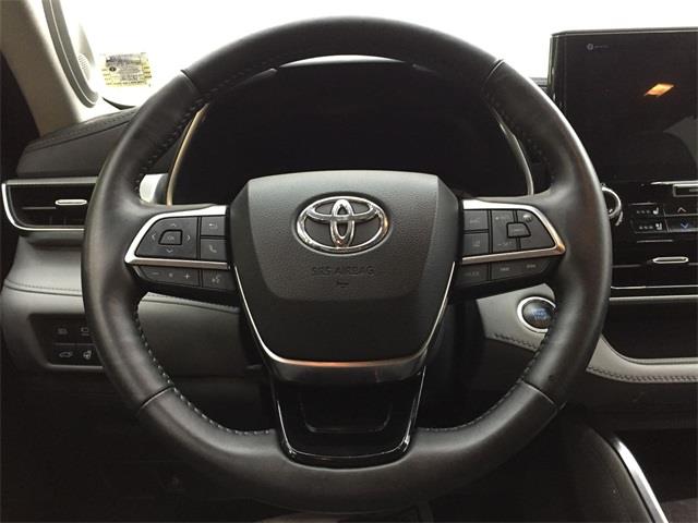 Used Toyota Highlander Platinum 2021 | Eastchester Motor Cars. Bronx, New York Used Toyota Highlander Platinum 2021 | Eastchester Motor Cars. Bronx, New York