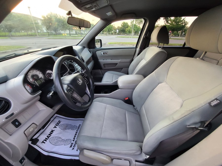 2014 Honda Pilot 2WD 4dr LX, available for sale in Longwood, Florida | Majestic Autos Inc.. Longwood, Florida 2014 Honda Pilot 2WD 4dr LX, available for sale in Longwood, Florida | Majestic Autos Inc.. Longwood, Florida