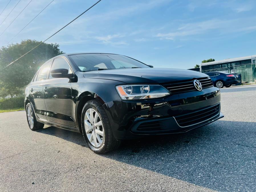 Used Volkswagen Jetta Sedan 4dr Auto SE w/Convenience/Sunroof *Ltd Avail* 2013 | Ideal Auto Sales. Orlando, Florida Used Volkswagen Jetta Sedan 4dr Auto SE w/Convenience/Sunroof *Ltd Avail* 2013 | Ideal Auto Sales. Orlando, Florida