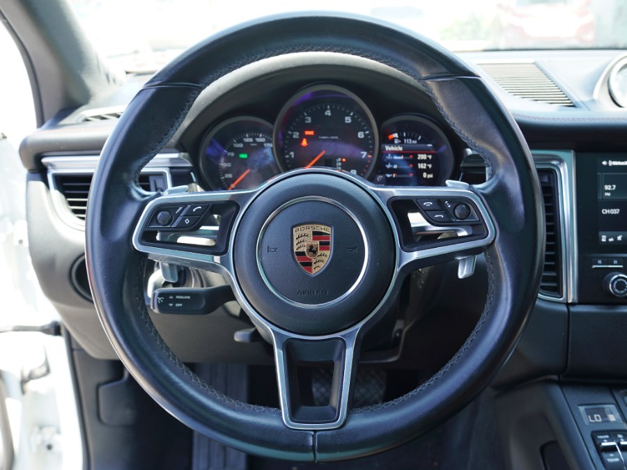 Used Porsche Macan 2018 | Auto Expo Ent Inc.. Great Neck, New York Used Porsche Macan 2018 | Auto Expo Ent Inc.. Great Neck, New York